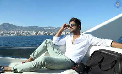 allu arjun,son of satyamurthy,mass song,devisri prasad,aarya  బన్నీకి మరో ఊర మాస్‌ సాంగ్‌ రెడీ....!